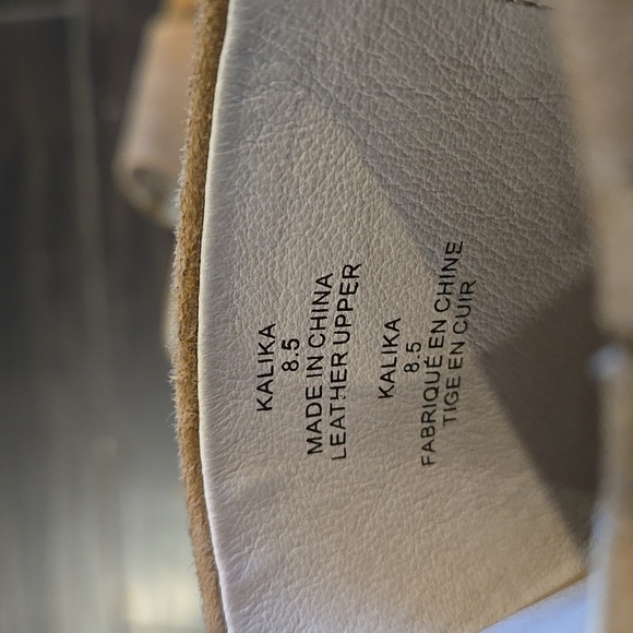 Saks Fifth Avenue Tan Klika  Suede Mules Sz 8.5 - Picture 3 of 8